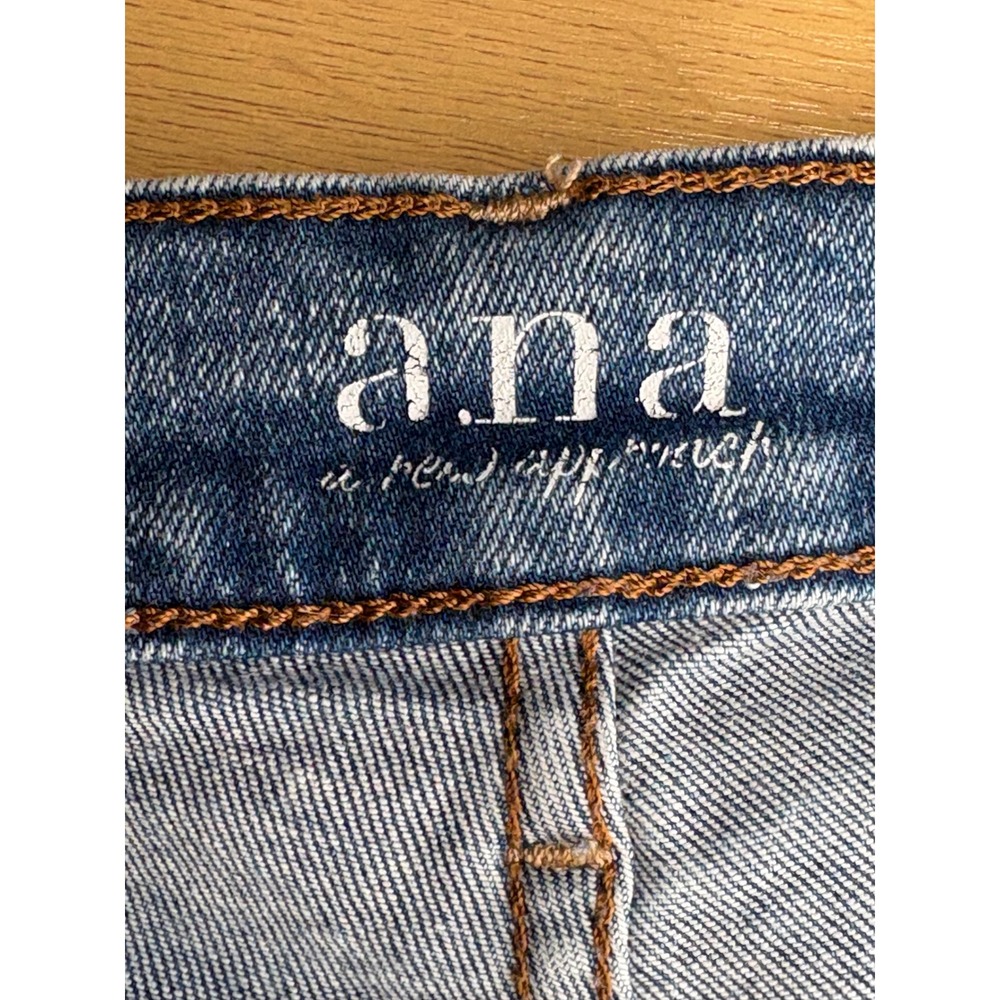 a.n.a High-Rise Straight Jeans Blue Distressed Raw Hem Size 18 - Picture 7 of 9